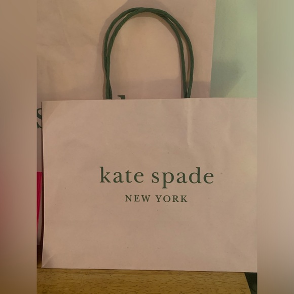 Kate Spade Gift Bags Shopping Bags Set of 4 16x12 8x10 10x8 10x8 - Picture 3 of 10